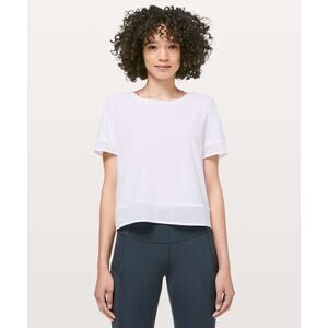 Lululemon‎ Womens Stripe In Stride Short SleeveTop Blue & White Striped Size 4?